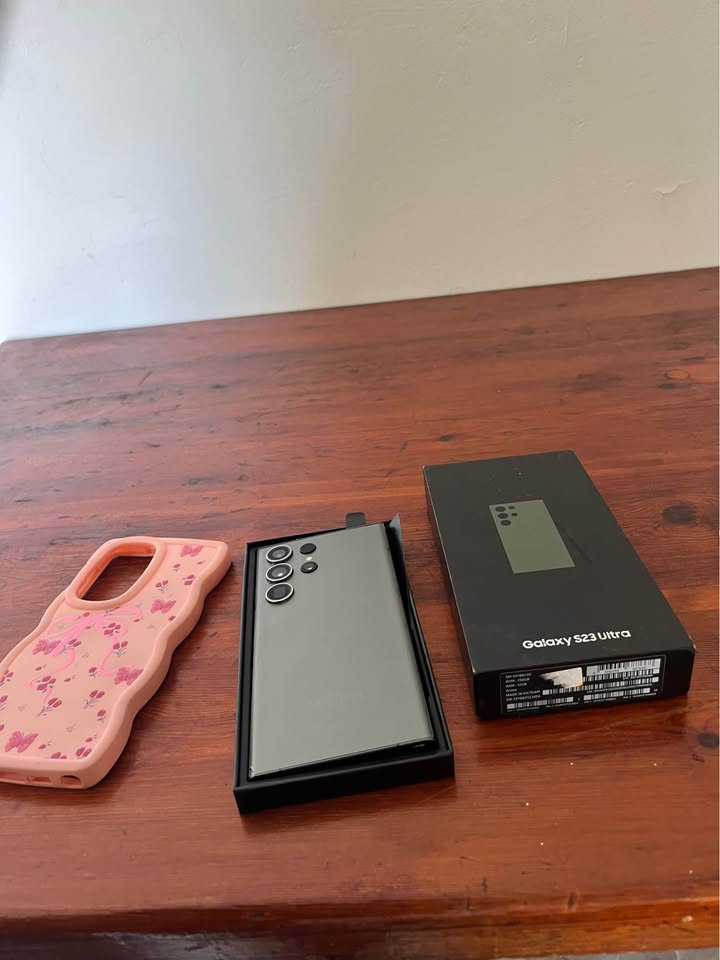 samsung-s23-ultra-256go-12go-boite-et-coque-mnihla