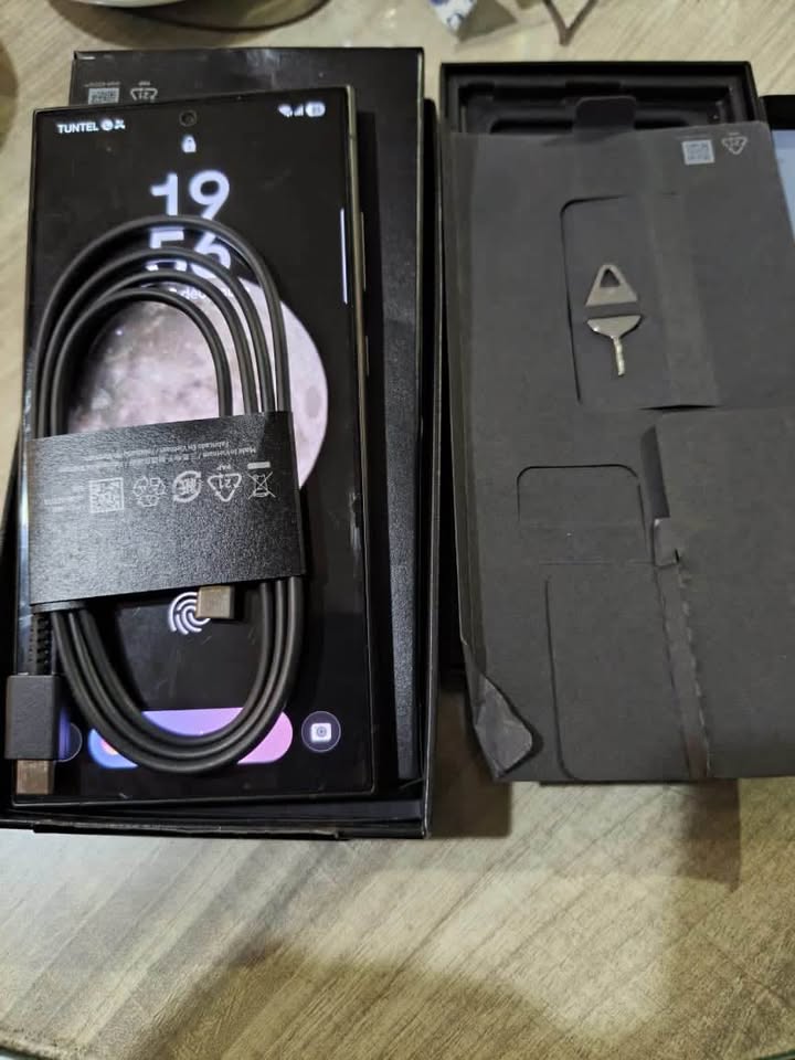 samsung-s24-ultra-12go-256go-haut-de-gamme-tunisie