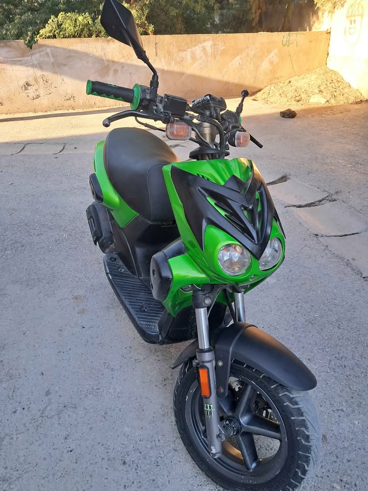 scooter-mbk-stunt-assurance-en-cours-ariana