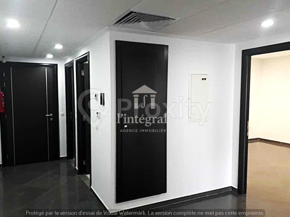 bureau-4-pieces-haut-standing-centre-urbain-nord-tunis