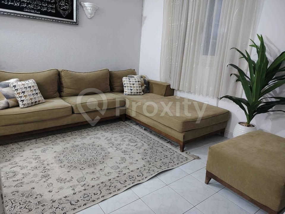 canape-angle-beige-pour-salon-moderne