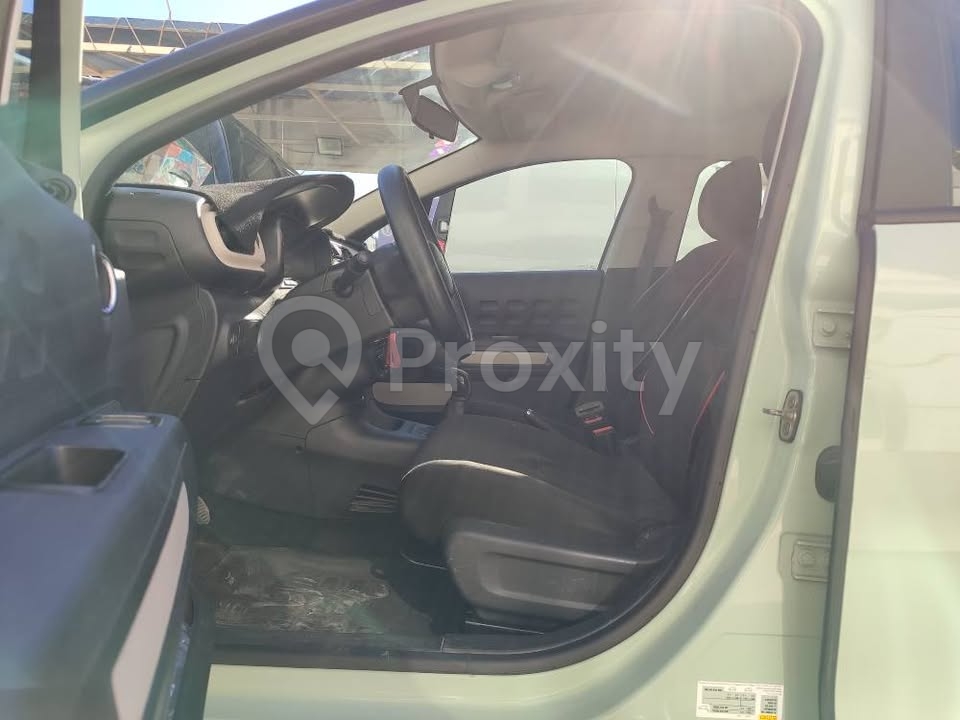 citroen-c3-populaire-2017-ennaser-interieur-volant