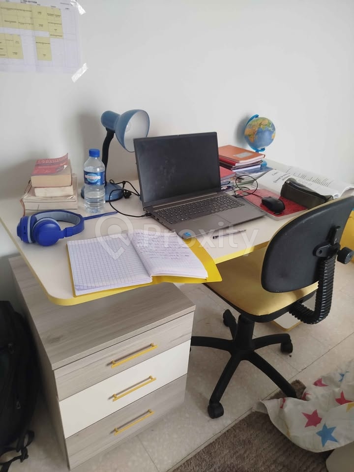 ensemble-chambre-enfant-lit-bureau-rangement-tunisie