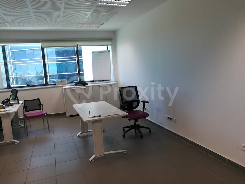 open-space-bureau-lac2-tunis-location-haut-standing