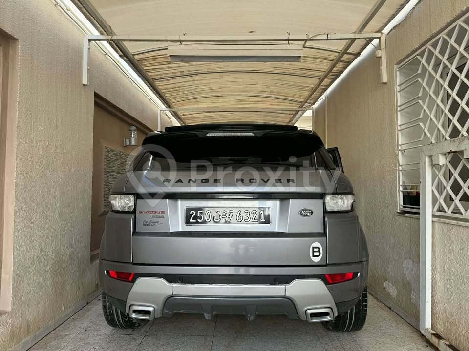range-rover-evoque-2014-arriere-voiture-occasion-ariana