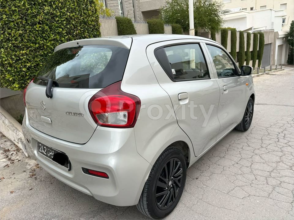 suzuki-celerio-2024-ariana-trois-quarts-arriere