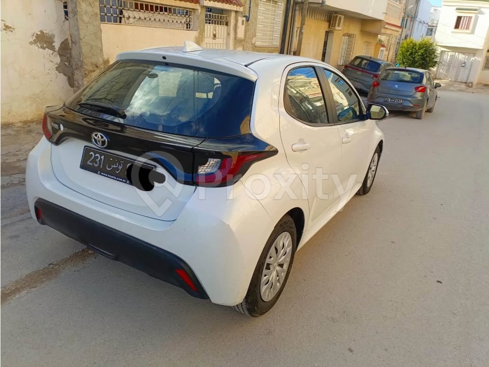 toyota-yaris-2022-plaque-tunisie-certificat-immatriculation