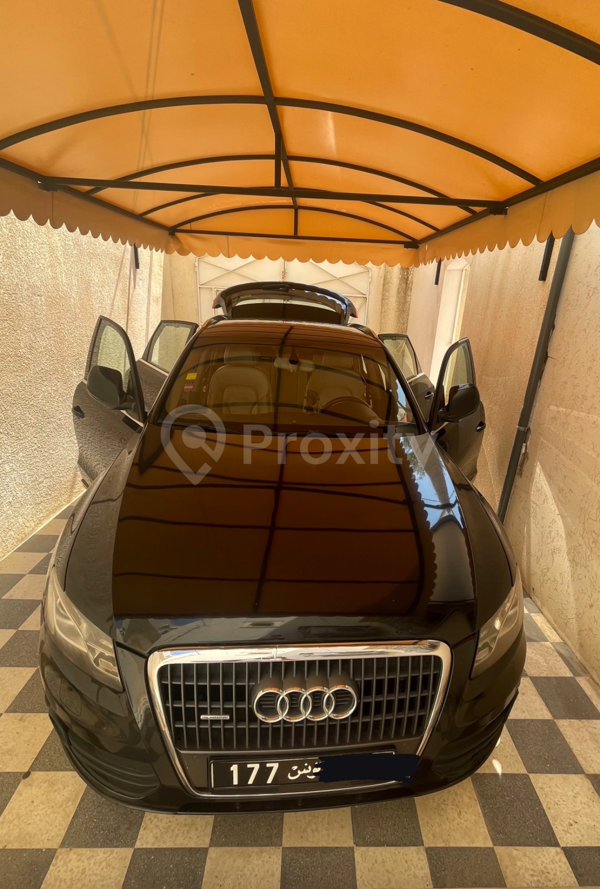 Audi Q5 Quattro 2.0L Diesel – Modèle 2010 – Boite Auto – Excellent état