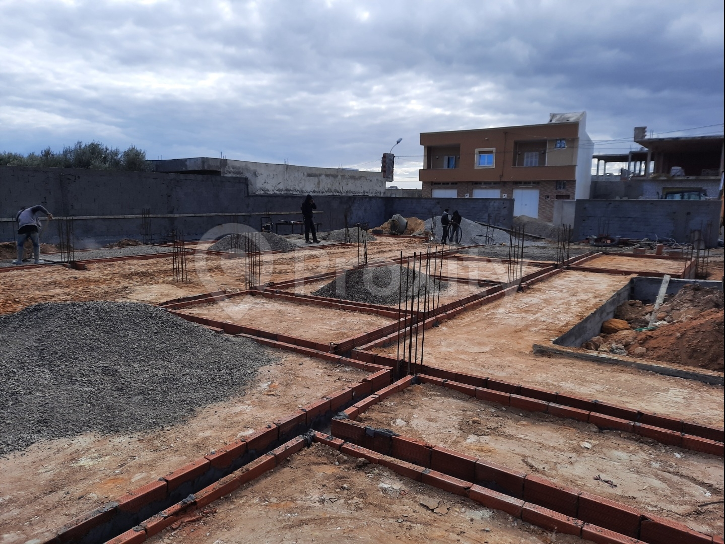 Entrepreneur de Bâtiment مقاول بناء 97106050