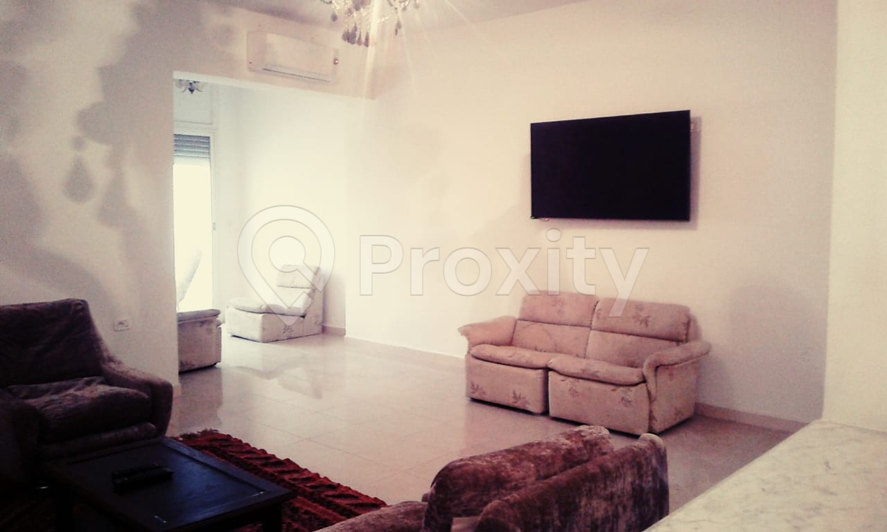 Location appartement S+2 meublé à La Soukra – proche aéroport Tunis Carthage (95 DT/j)