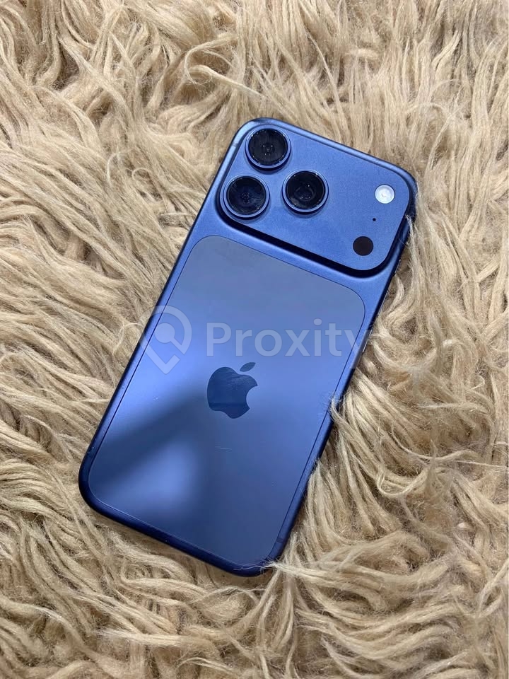 iPhone 17 Pro 512 Go – Batterie 100% (36 cycles) – 3 800 TND – Sousse