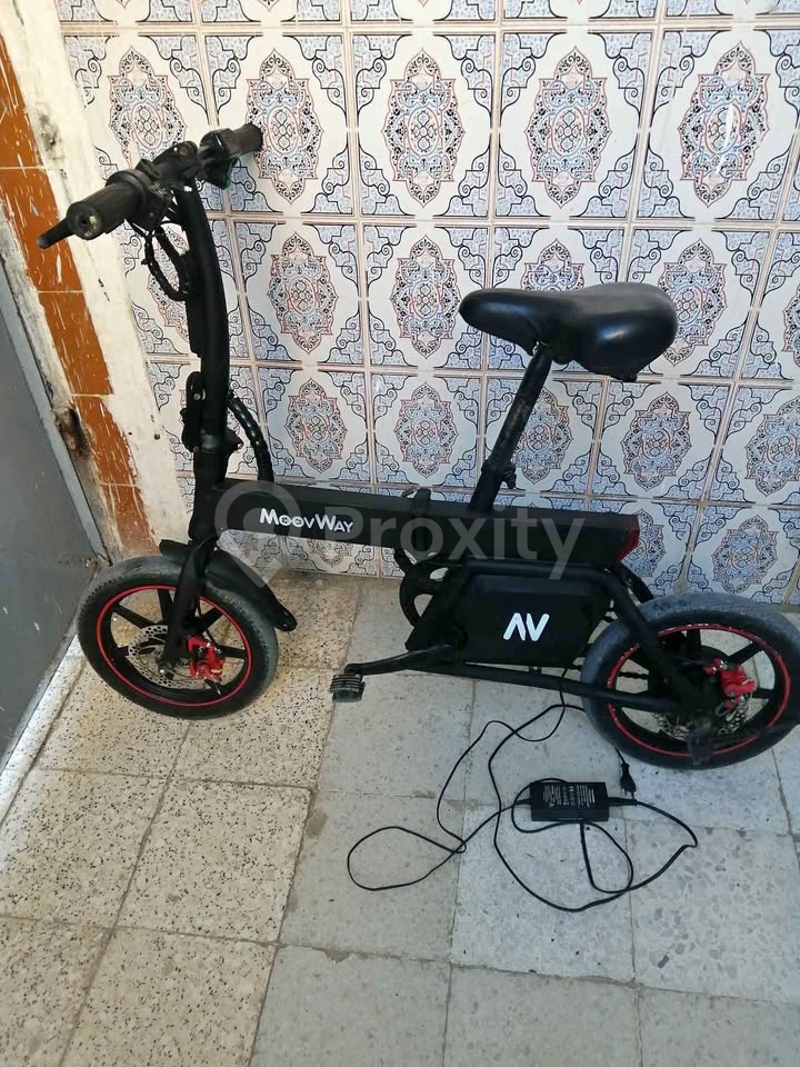 Vélo électrique pliable MoovWay avec chargeur – Tunis – 690 DT