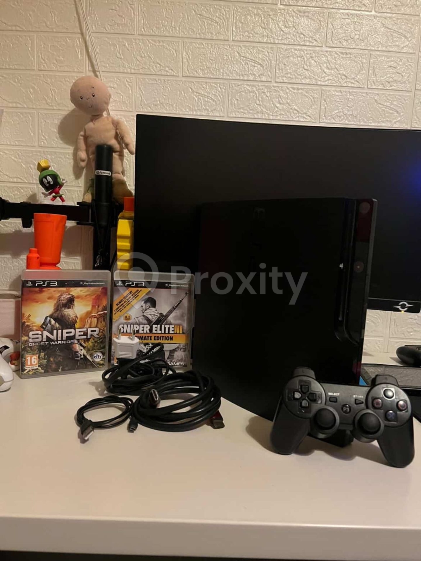 Console PS3 patchée à vendre à Sfax – avec manette, câbles et jeux