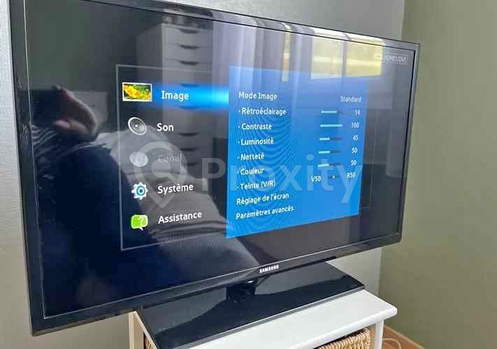 tv led samsung 32 pouces importee tres bon etat – tunis
