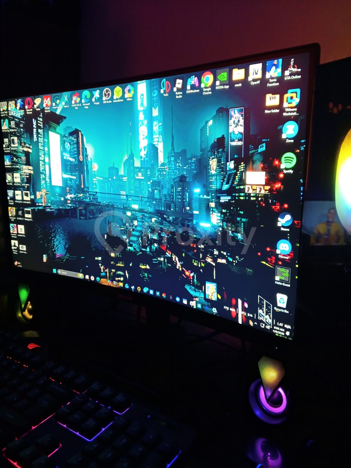 PC Gamer RTX 5060 + Ryzen 5 + Ecran Redragon 180Hz – RGB Fans