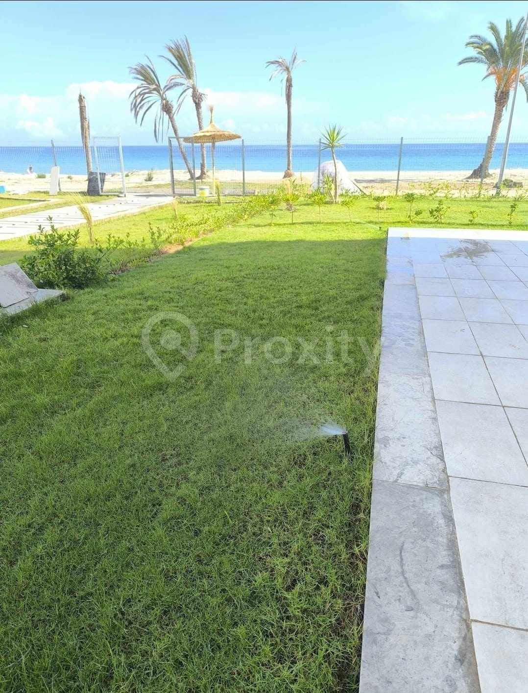 Avendre appartement S+1 haut game pied dans l'eau
