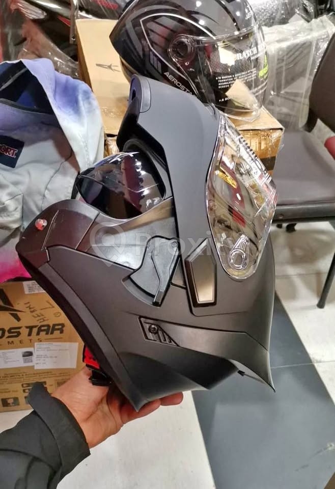 Casque de moto modulable FCG neuf à vendre à Manouba Centre – Prix 260 TND
