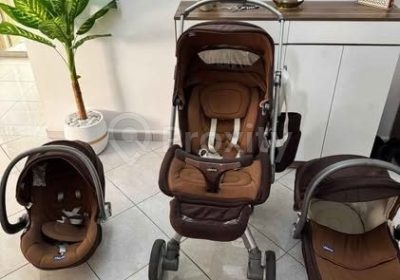Poussette trio Chicco I-Move Top marron 3 en 1 à vendre à Tunis – Equipements pour enfant et bébé – Tunis – photo 1