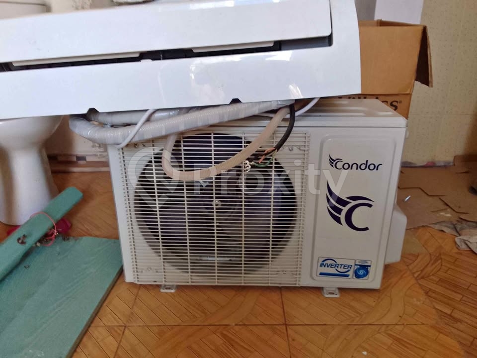 Climatiseur Condor 12000 BTU chaud/froid Inverter à vendre à Tunis