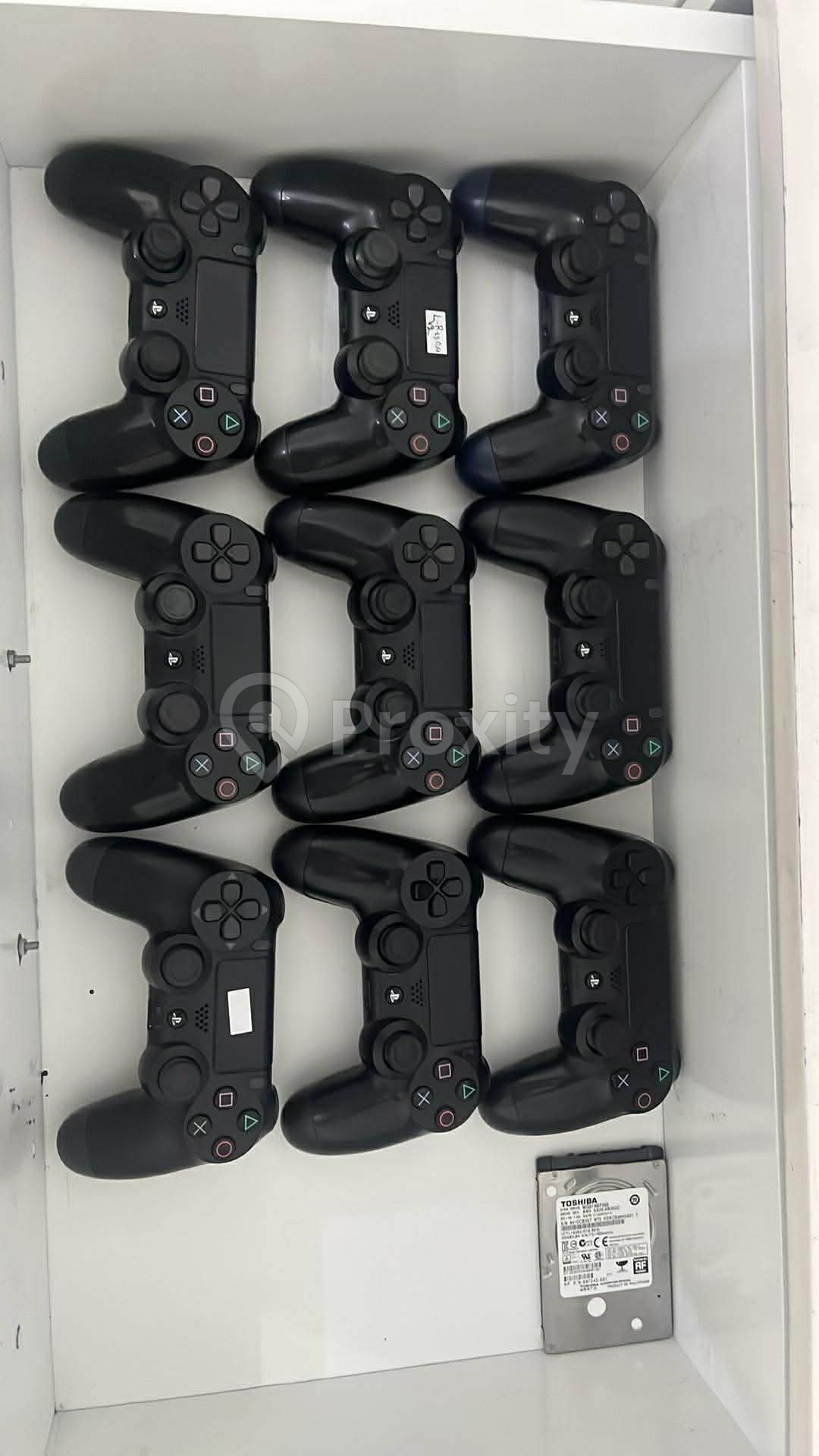 Manette original v1 et v2