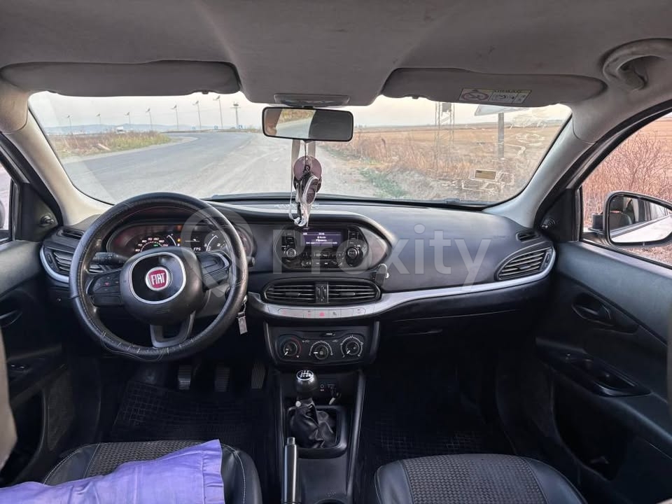 Fiat Tipo occasion 2017 à Mornaguia – boîte manuelle 6 rapports – 190000 km