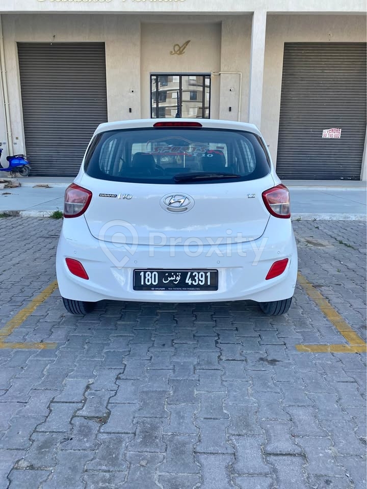 Hyundai i10 toutes options 2015 à vendre à Nabeul – 132 000 km