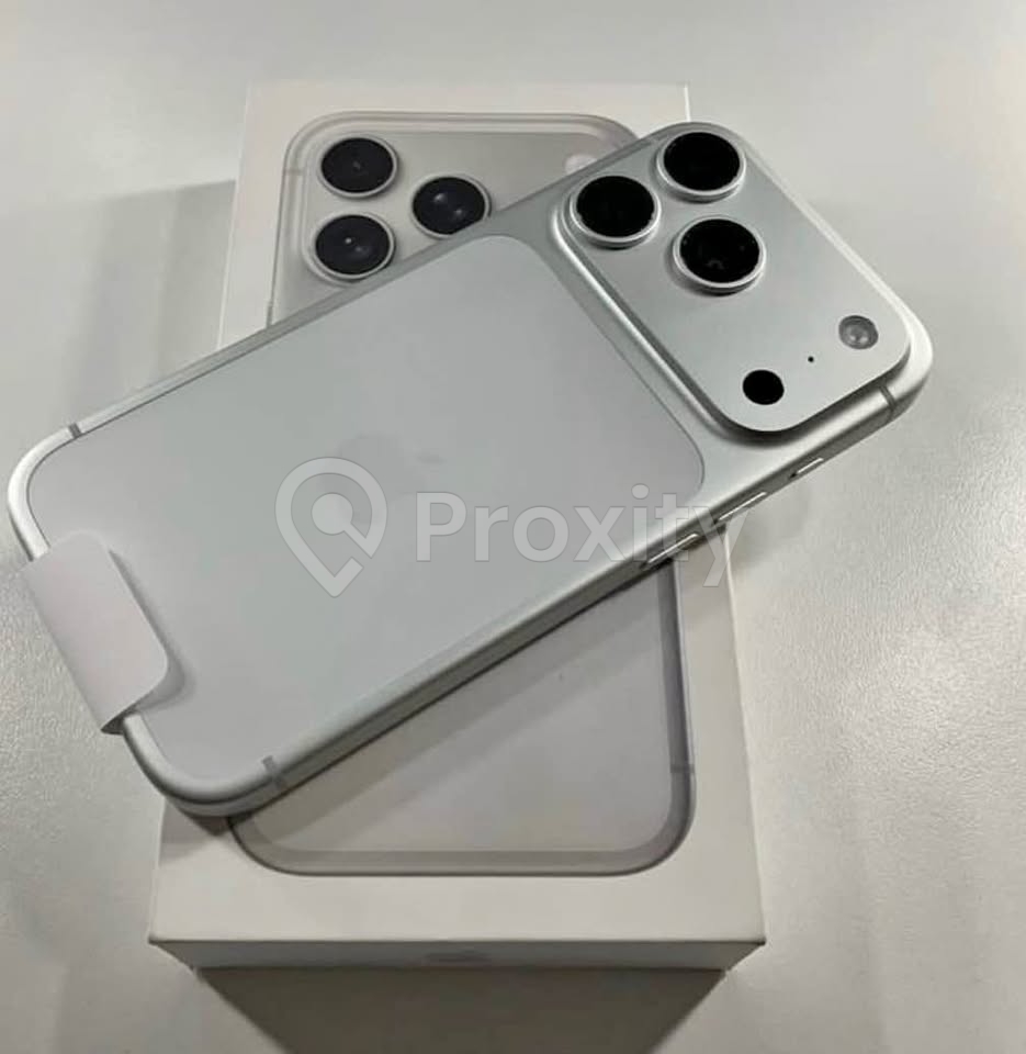 iphone 17 pro presque neuf avec 10 cycles de recharge à vendre à sousse