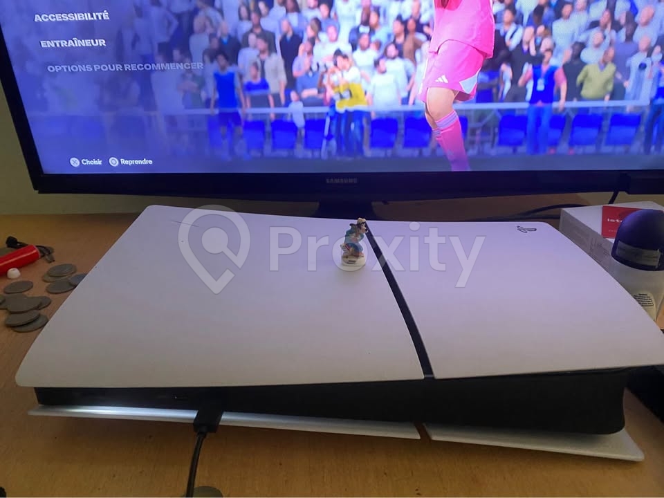 Console PS5 Slim édition digitale peu utilisée à vendre à Msaken – 1450 TND