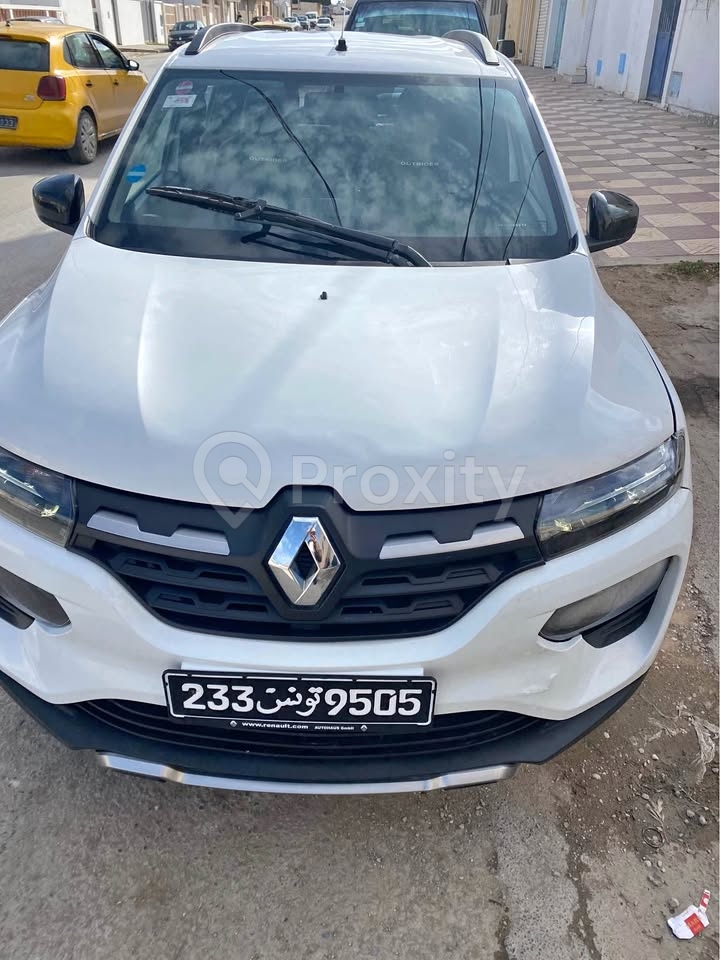 Renault Kwid Outsider essence année 2023 en très bon état à vendre à Bizerte