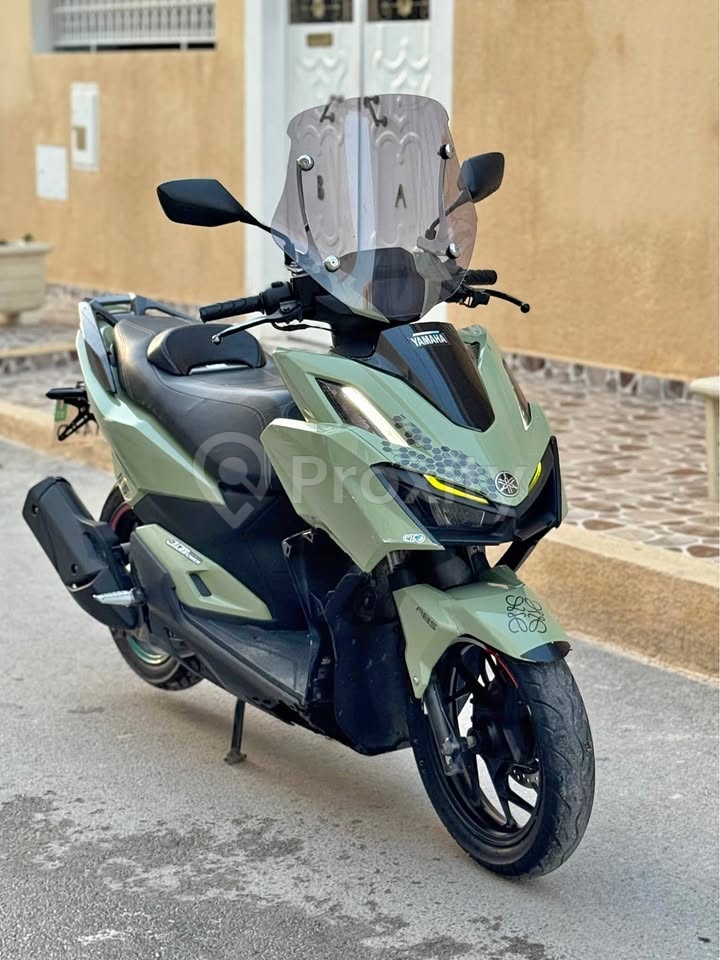 Scooter Azur 125 cc en bon état à vendre à Moknine – 19 700 km