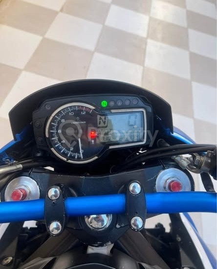tableau-de-bord-suzuki-gsr-750