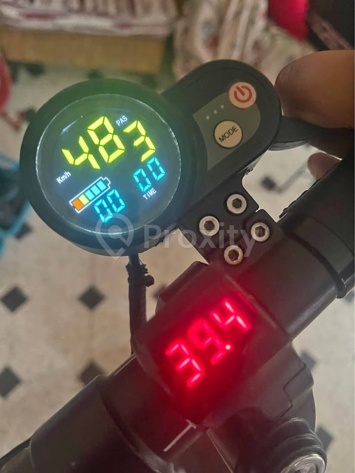 Trottinette électrique Nano Wheel 48 km/h en bon état à vendre à Tunis