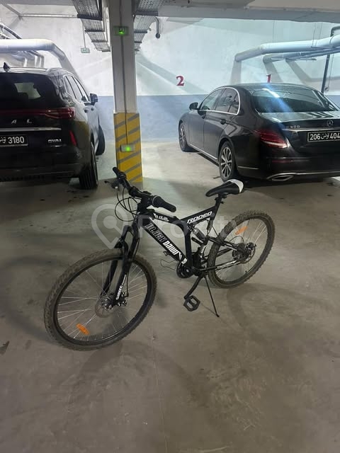 Vélo en bon état à vendre à Cité Ennasr