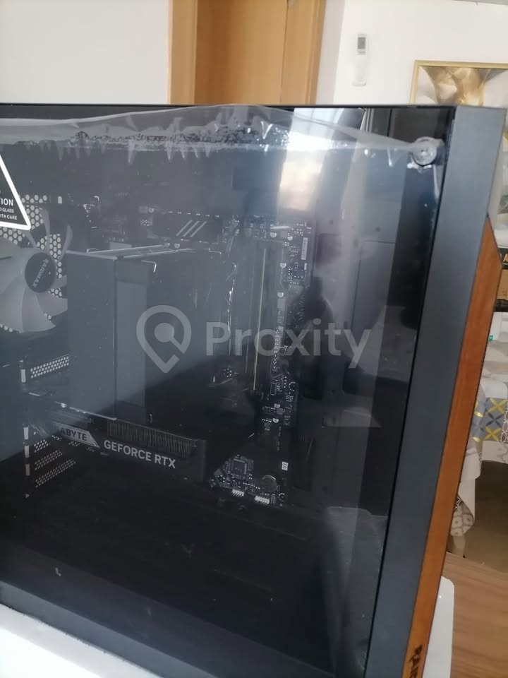 PC Gamer Neuf à vendre RTX 5060 Ti 16GB Gigabyte / Ryzen 5 7500F / RAM 32GB DDR5