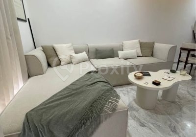 Canapé en L neuf à vendre à L’Aouina – grand format moderne – Meubles et Décoration – Tunis – photo 1