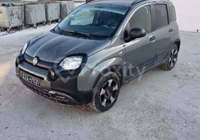 Fiat Panda Cross 2021 à vendre à Tunis – 60 000 km, essence, très bon état – Voitures – Tunis – photo 1