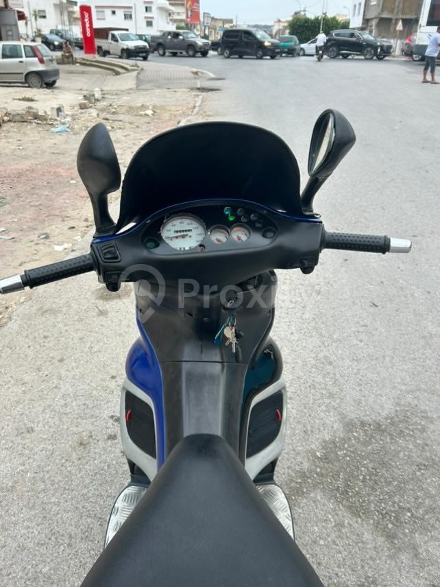 Gilera Runner 180 cc 2T en bon état à vendre à Ariana