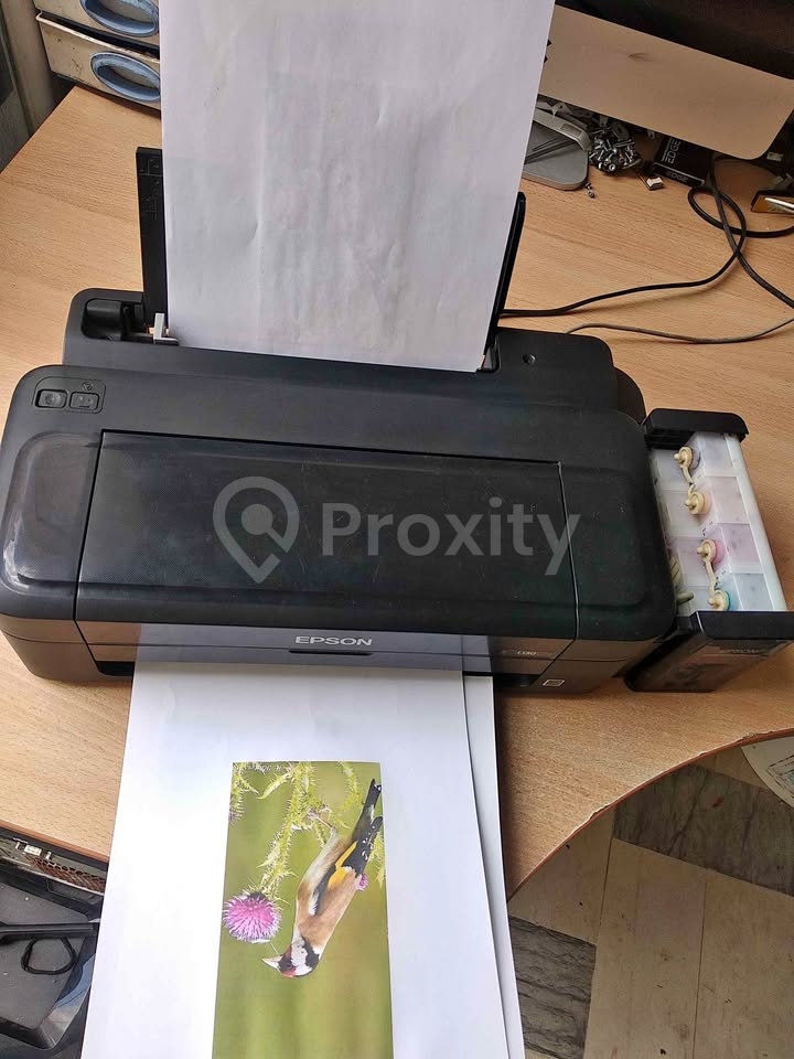 Imprimante Epson L130 en bon état à vendre à La Marsa