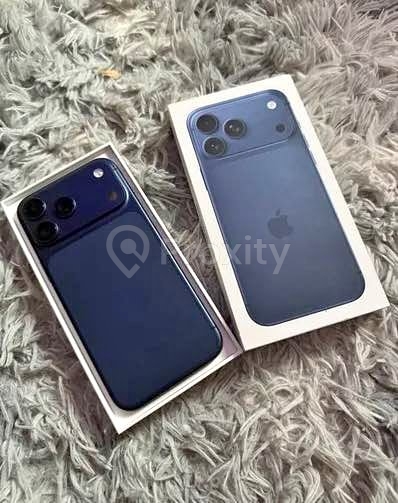 iPhone 17 Pro Max 256 Go bleu eSIM à vendre à Monastir – état neuf