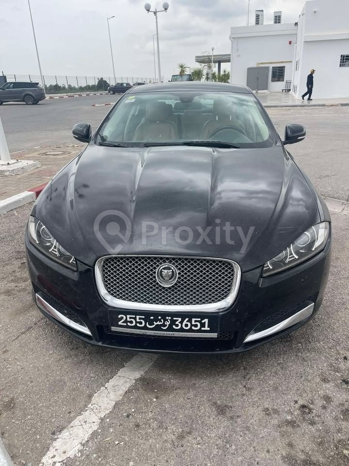 Jaguar XF 2012 diesel automatique 160 000 km à vendre à Jendouba