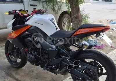 Kawasaki Z1000 Samurai 2012 à vendre en bon état à Sbeitla – Motos – Kasserine – photo 1