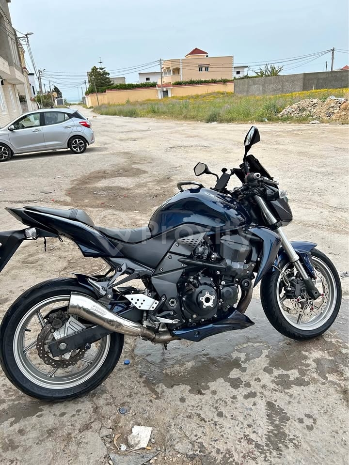 Kawasaki Z750 en bon état à vendre à Menzel Jemil Bizerte