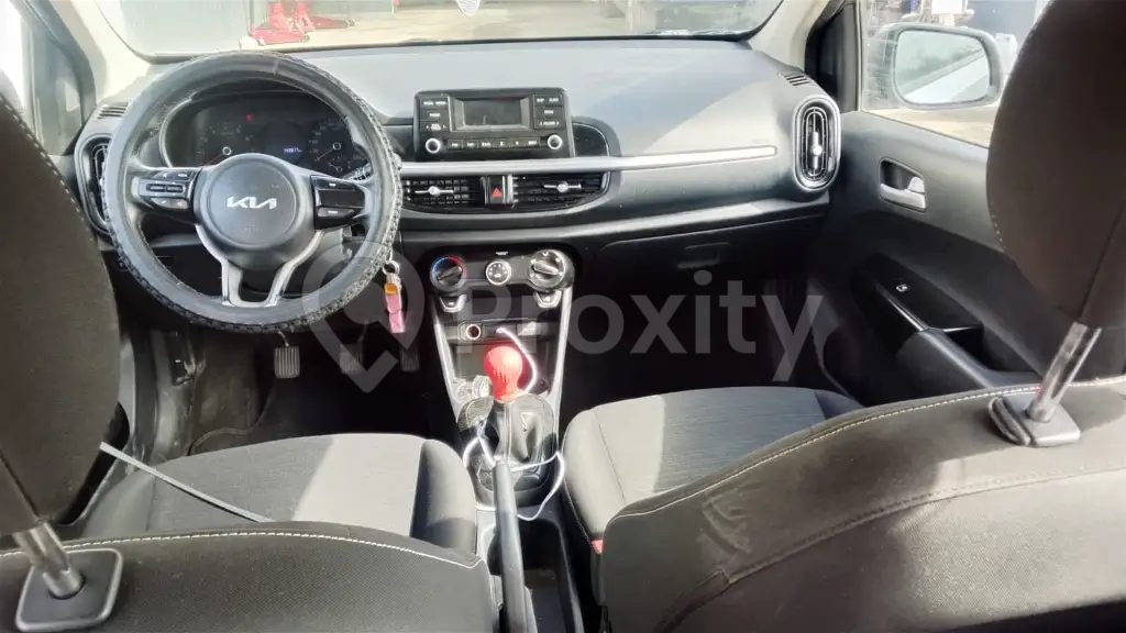 kia-picanto-interieur-tableau-bord