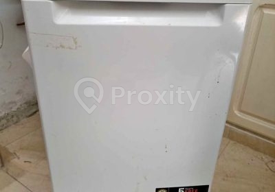 Lave-vaisselle Whirlpool 12 couverts importé d’Italie à Bizerte – Electroménager et Vaisselles – Bizerte – photo 1