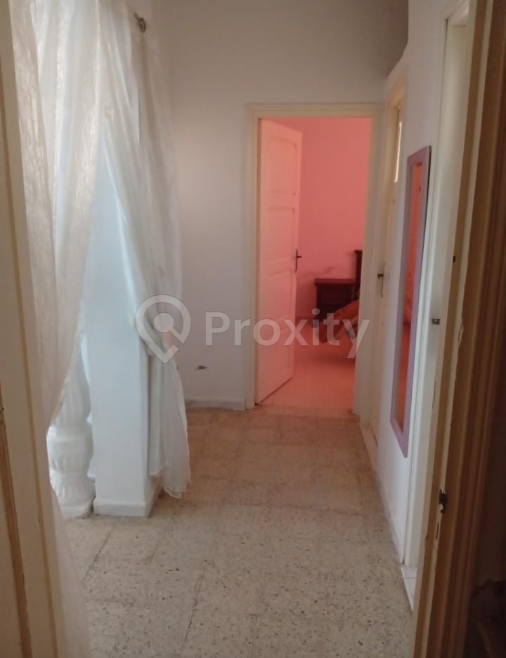 Maison S+3 avec studio S+1 à vendre à Hammam Lif avec vue sur mer