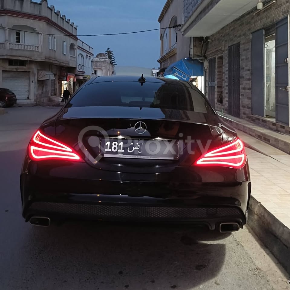 Mercedes CLA 180 AMG automatique Full Options à vendre à Bizerte