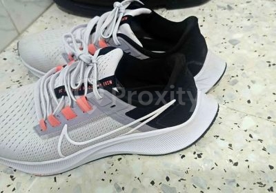 Baskets Nike Zoom originales pointure 40 à vendre à La Marsa – Chaussures – Tunis – photo 1