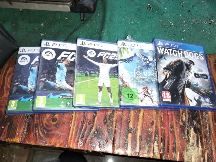 pack-jeux-ps4-fc24-fc25-chebba