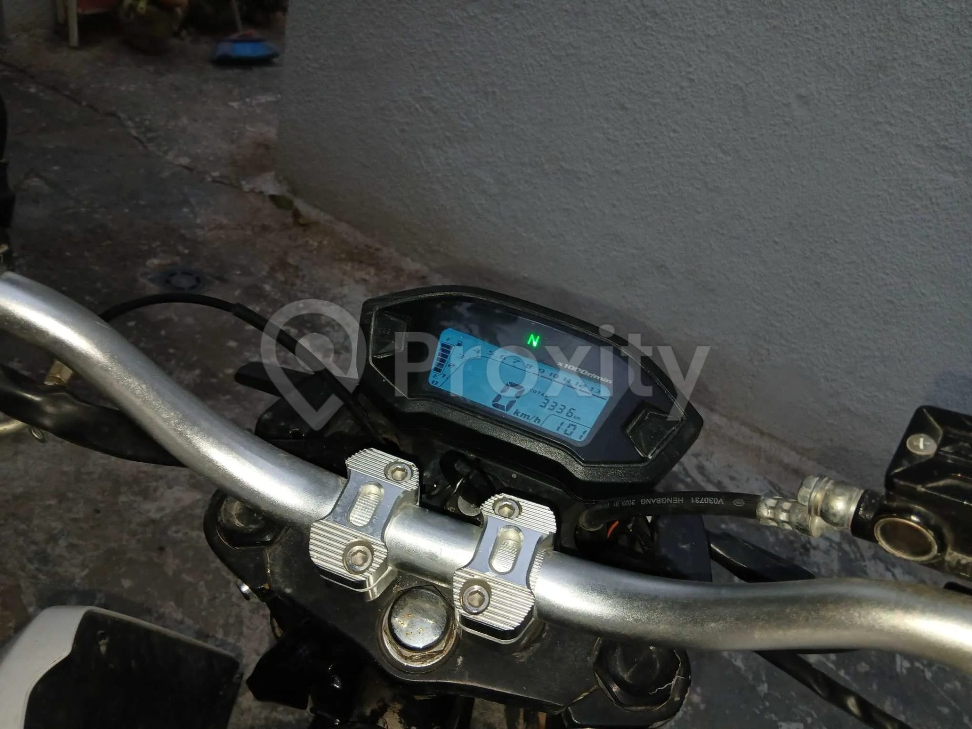 Moto Hyper 107cc double embrayage avec casque Shark original à vendre à Mhamdia Ben Arous