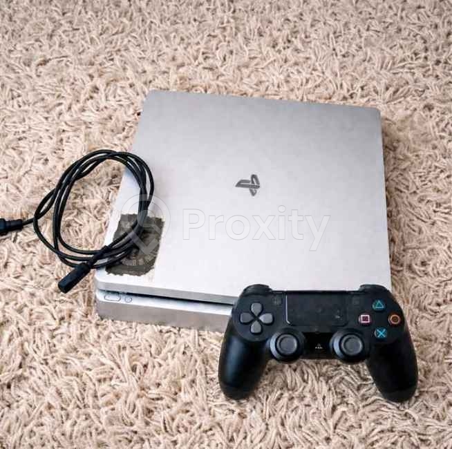 ps4-slim-500-go-tunis